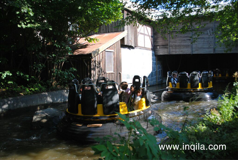 里瑟本游乐园(Liseberg-Amusement-Park) 里瑟本游乐园(Liseberg-Amusement-Park)