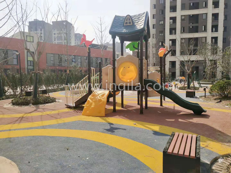 江苏徐州绿地新里·泊林公馆小区游乐设备主题场地规划方案.jpg