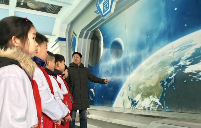 学校报道《流浪地球》 学校报道《流浪地球》