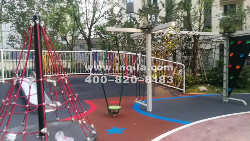 浙江嘉善·旭辉环北花苑小区户外不锈钢滑梯游乐场地设备定制案例 浙江嘉善·旭辉环北花苑小区户外不锈钢滑梯游乐场地设备定制案例