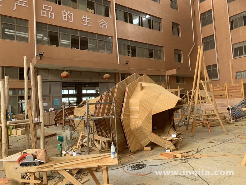 旭辉福建·石狮旭辉城小区户外非标不锈钢狮子滑梯乐园定做案例2.jpg