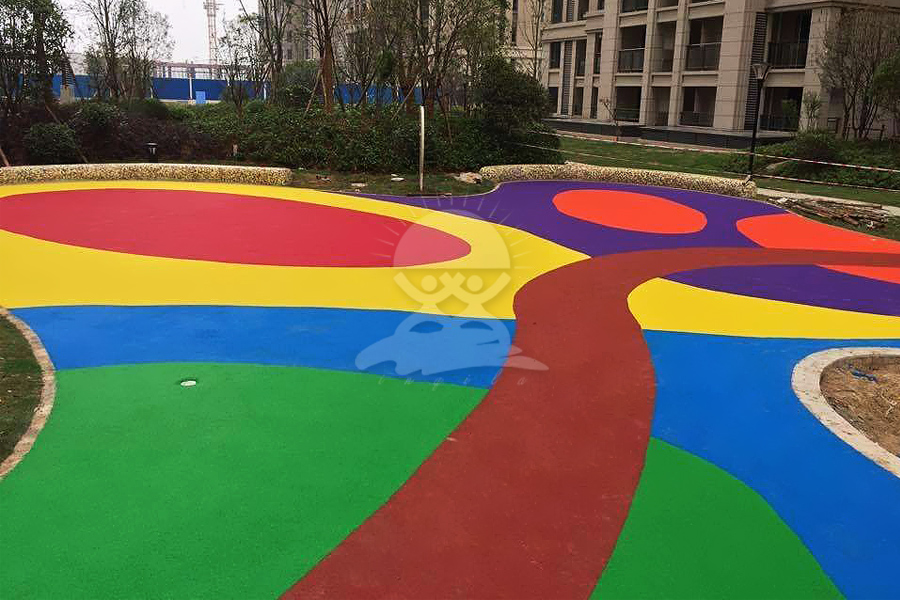 英奇利供应彩色EPDM环保弹性无接缝型塑胶跑道颗粒跑道场地施工YQL-D24309.jpg