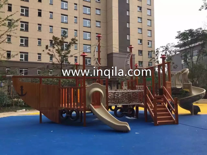 江苏张家港朗诗国泰城木制滑梯设备案例8.jpg