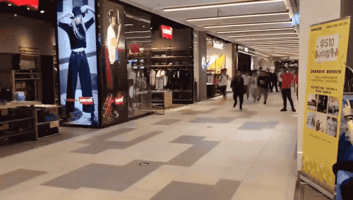 优衣库T恤1558f5de.gif