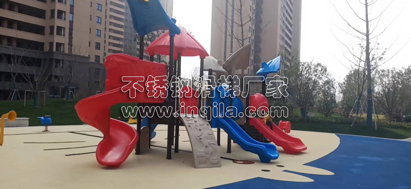 小区户外无动力海盗船滑梯户外健身器材场地定制案例-江苏南通·香槟国际3.jpg
