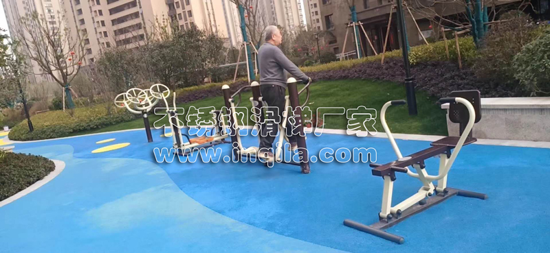 小区户外无动力海盗船滑梯户外健身器材场地定制案例-江苏南通·香槟国际5.jpg