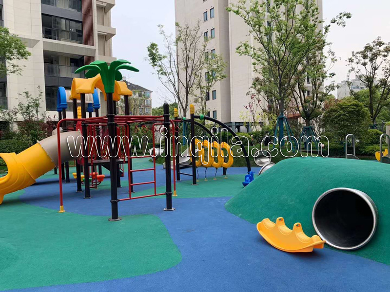 上海闵行海上铭著小区无动力不锈钢滑梯钻洞攀爬组合整体场地定做案例