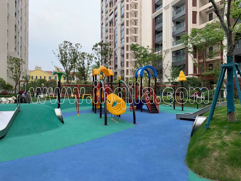 上海闵行海上铭著小区无动力不锈钢滑梯钻洞攀爬组合整体场地定做案例