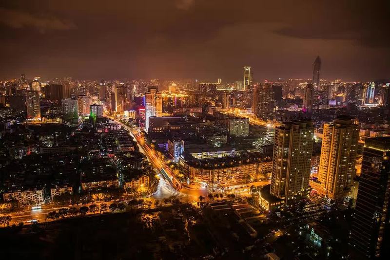 温州市温州,简称"温"或"瓯",是浙江省地级市,长江三角洲中心区27城之
