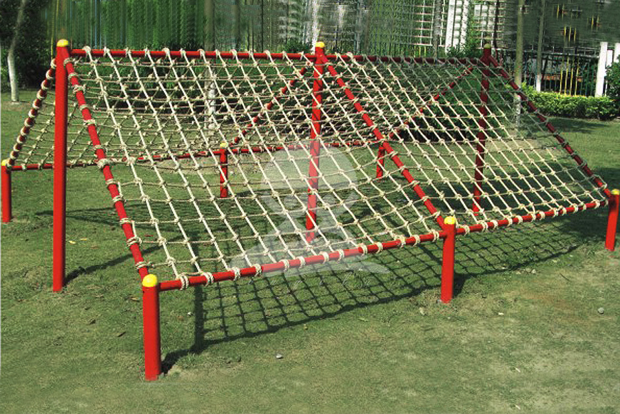 英奇利供应大型户外儿童攀爬绳网设备价格厂家直销yql-d18303